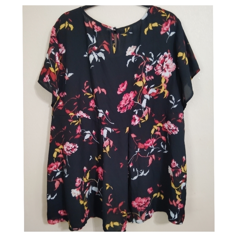 Torrid Floral Georgette Top Size 4 - Picture 2 of 4